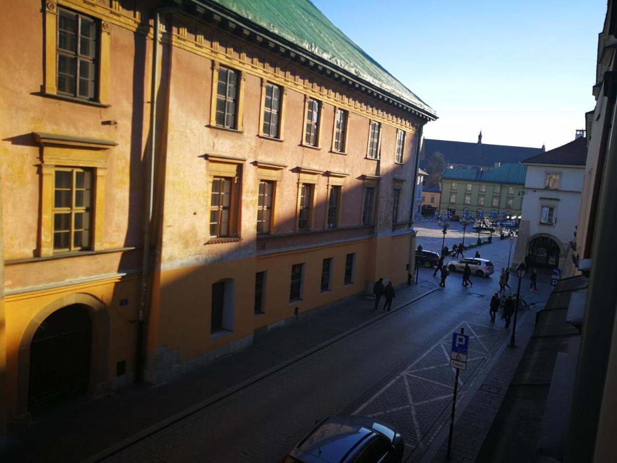 Vinfort Aparthotel Cracovia Esterno foto